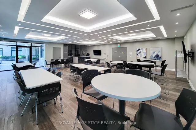 Additional image 45 of 1 Redfern Ave Unit 313