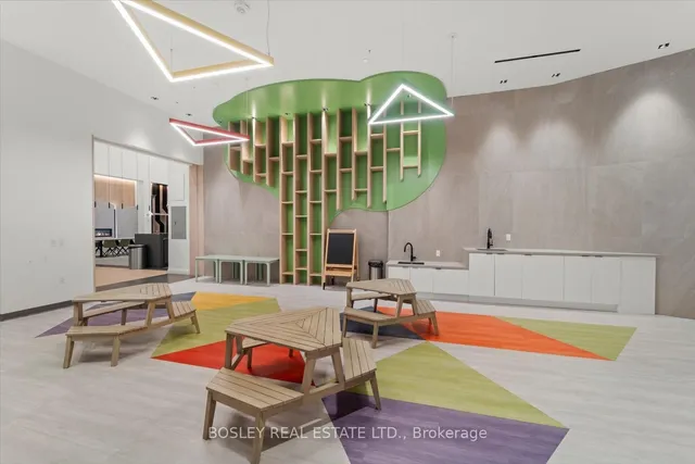 Additional image 42 of 50 George Butchart Dr Unit 407