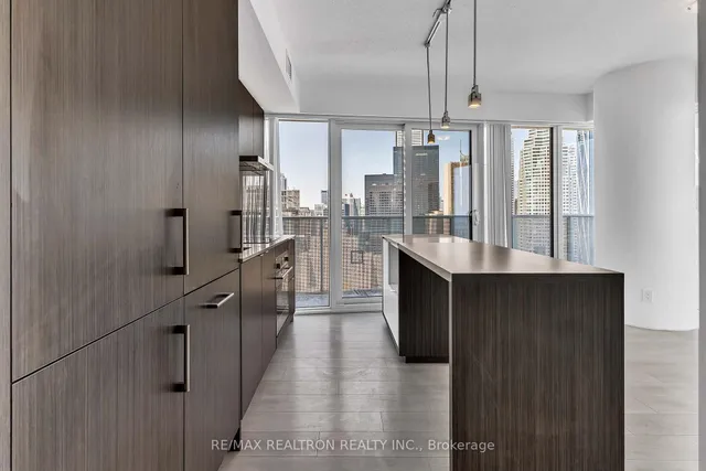 Additional image 4 of 88 Harbour St Unit 4004