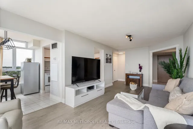 Additional image 3 of 3233 Eglinton Ave Unit 1707