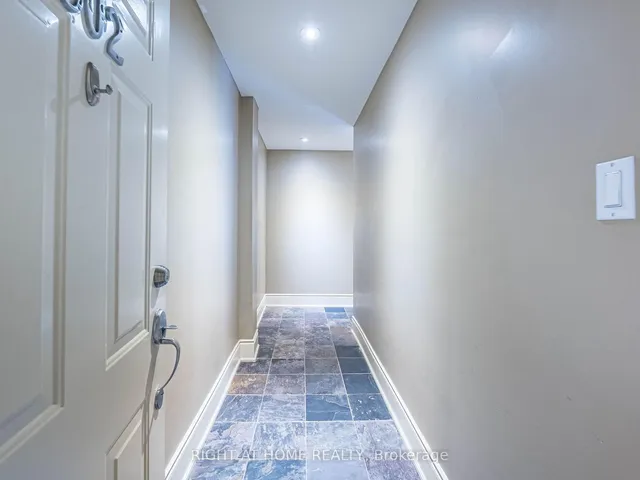 Additional image 13 of 283 King St Unit 302