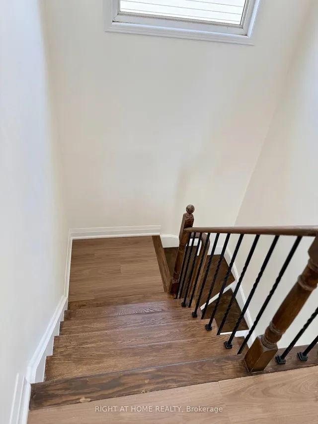 Additional image 20 of 32 Hocken Crt