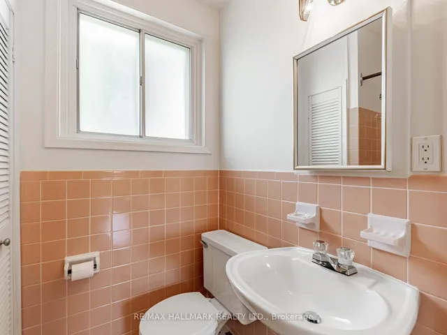 Additional image 30 of 31 Woodenhill Crt