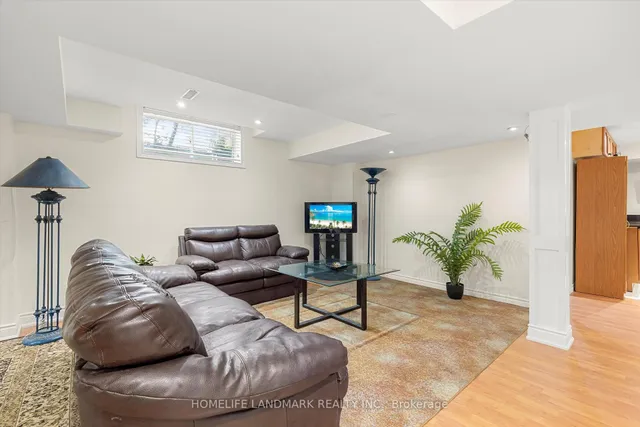 Additional image 31 of 3 Xavier Crt