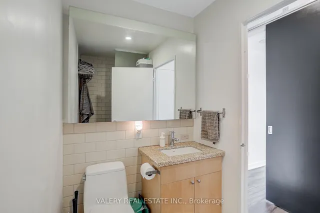Additional image 42 of 1 Shaw St Unit 315