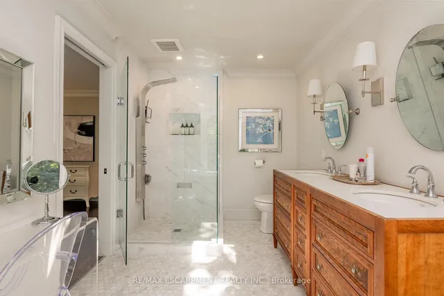 Additional image 33 of 1353 Hazelton Blvd