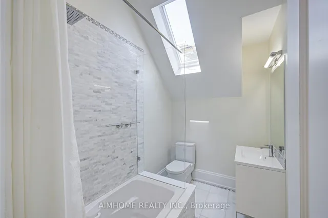 Additional image 29 of 16 Winlock Park