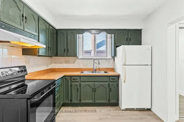 Additional image 3 of 326 East 19th St