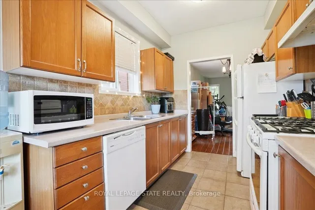 Additional image 15 of 70 Moore Cres