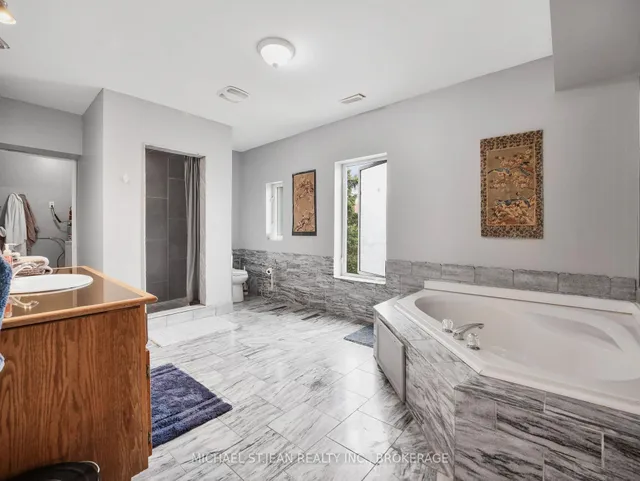 Additional image 19 of 21 Foster St