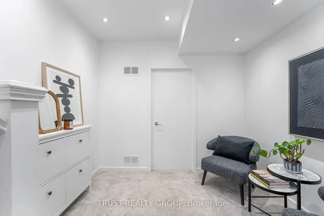 Additional image 23 of 31 Dunkirk Rd