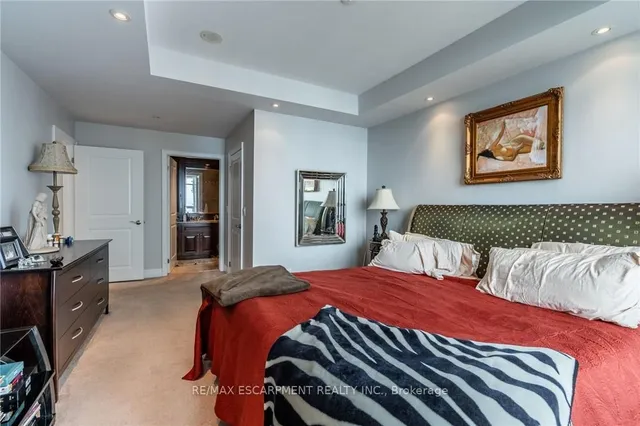 Additional image 21 of 360 Pearl St Unit 1303