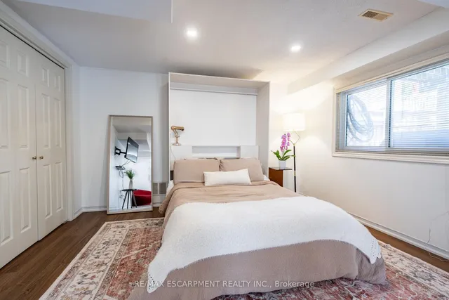 Additional image 32 of 2155 Duncaster Dr Unit 7