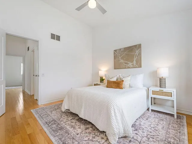 Additional image 22 of 5080 Fairview St Unit 15