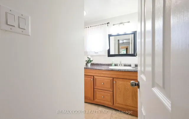 Additional image 19 of 72 COURTLEIGH Sq