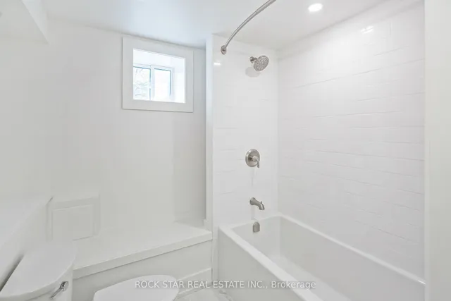 Additional image 28 of 42 Ray St