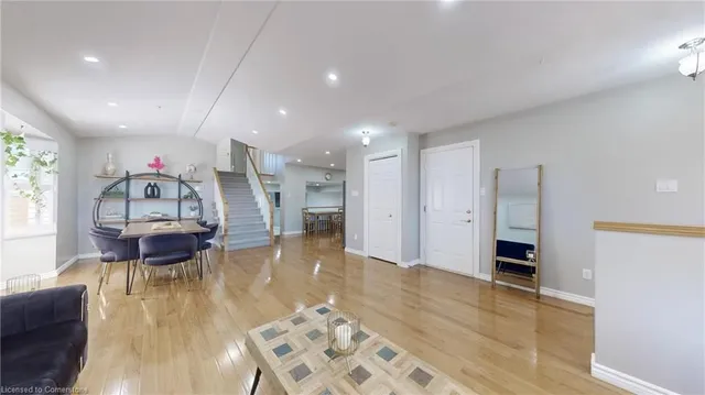 Additional image 9 of 183 Alderlea Ave