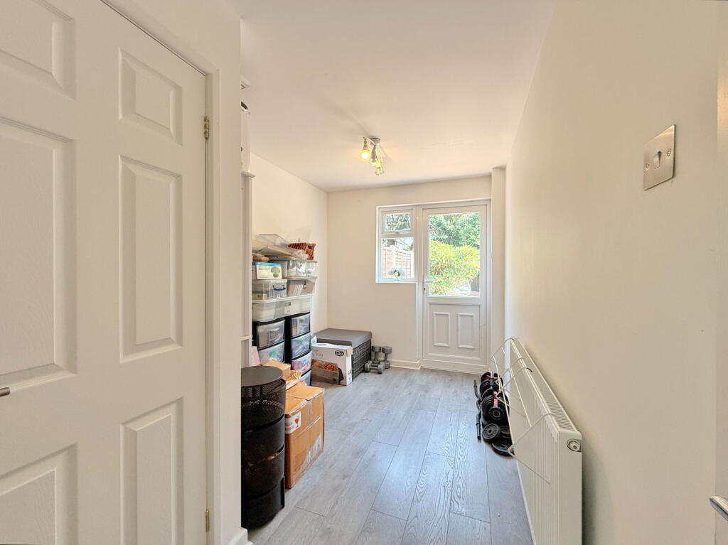 Additional image 10 of Fabian Crescent, Shirley