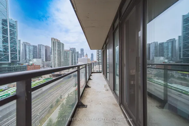 Additional image 32 of 25 Capreol Crt Unit 1103