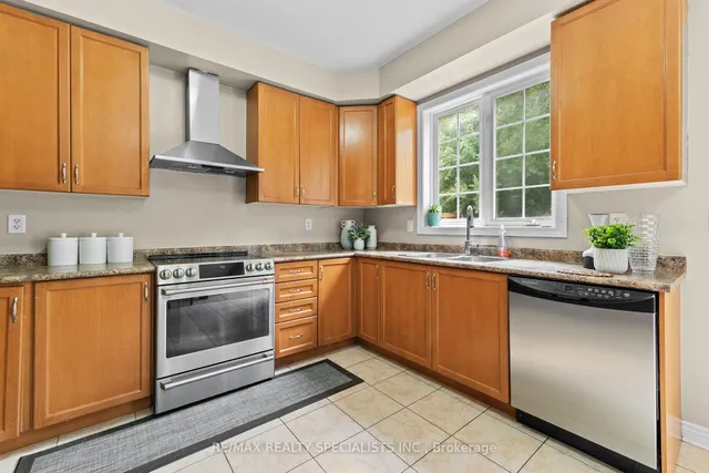 Additional image 11 of 8 Klondike Tr