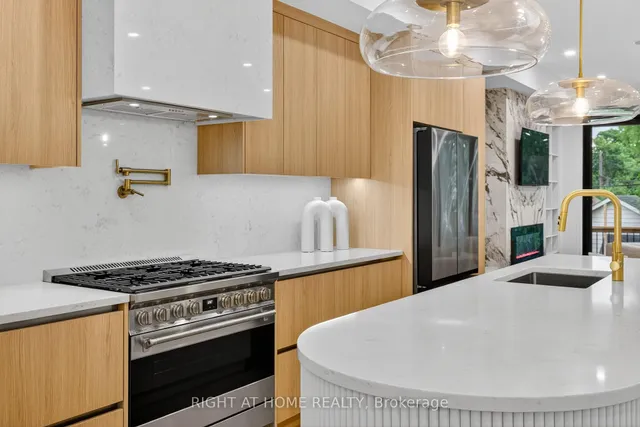 Additional image 16 of 15A ROSEMEADE Ave