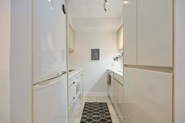 Additional image 19 of 50 Lombard St Unit 1204