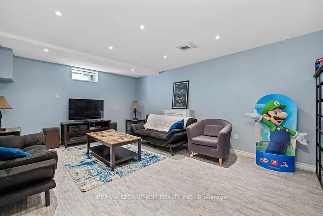 Additional image 23 of 8 Gerrick Crt