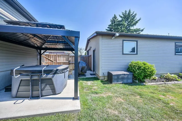 Additional image 38 of 533 Cochrane Rd