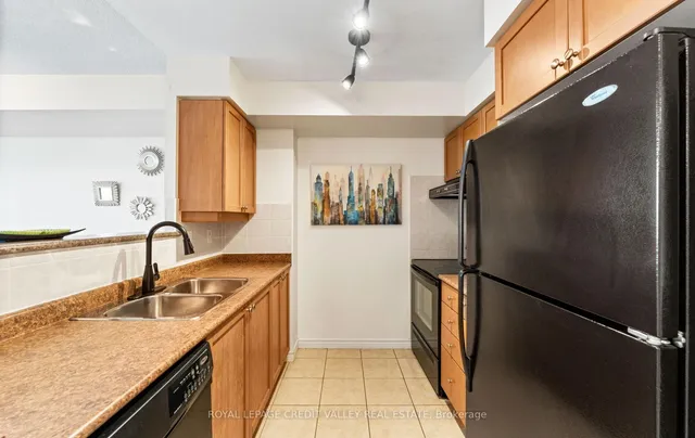 Additional image 23 of 700 Humberwood Blvd Unit 2023