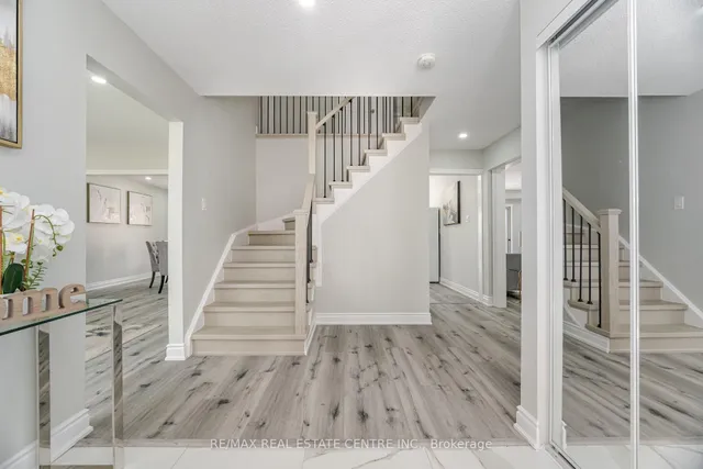 Additional image 8 of 76 Moffatt Ave