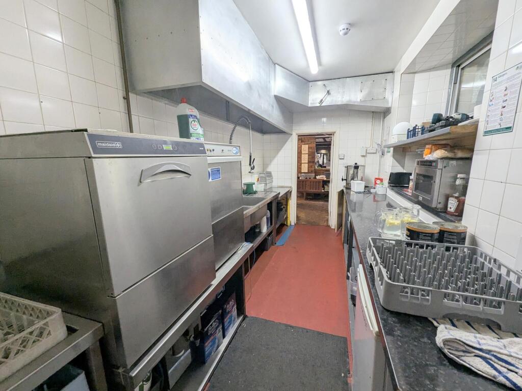 房产图片 14 - Great Lyde, Cavalier Way, 耶沃尔, BA21 5UA