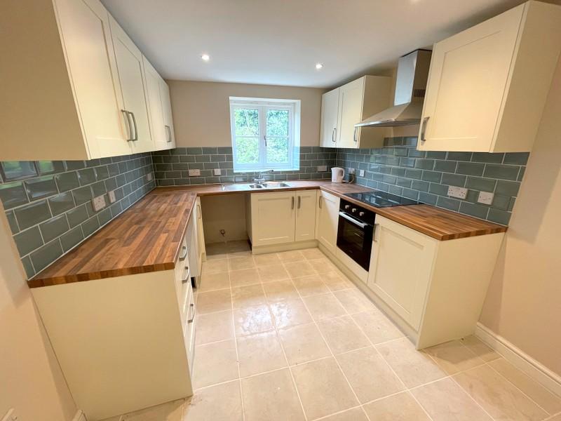 Additional image 2 of BA9