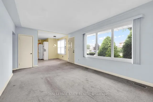 Additional image 15 of 220 Winona Rd