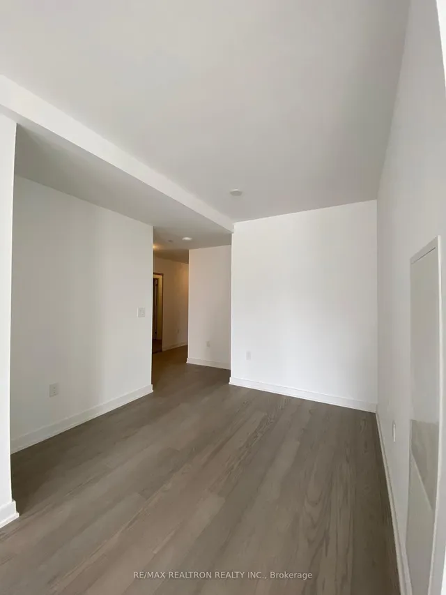 Additional image 7 of 11 Wellesley St Unit 607