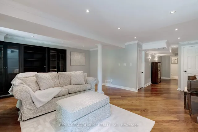 Additional image 27 of 2151 WALKERS Line Unit 19