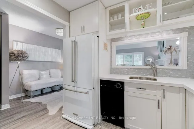 Additional image 31 of 1280 Maple Crossing Blvd Unit 11