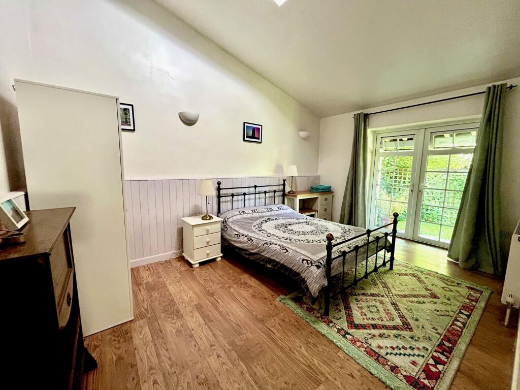 Additional image 11 of Tor Court, Coursing Batch, Glastonbury