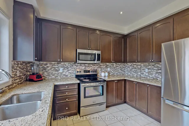 Additional image 11 of 48 Arizona Dr