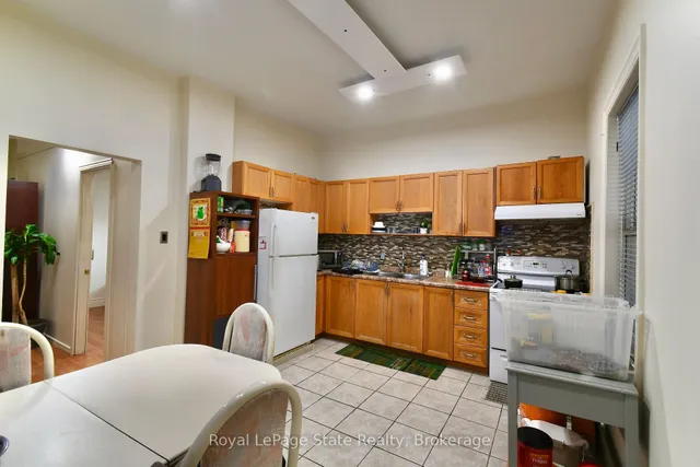 Additional image 25 of 13 Leeming St