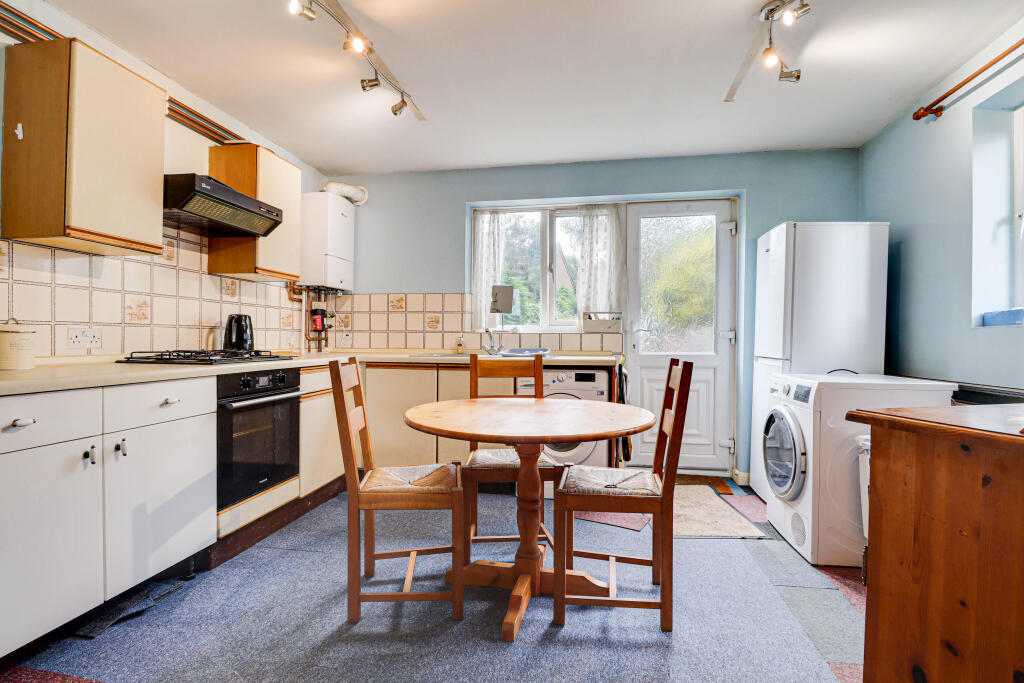 Additional image 3 of Nicholls Close, Redbourn, AL3