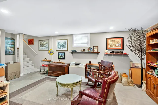 Additional image 30 of 593 Braemore Rd