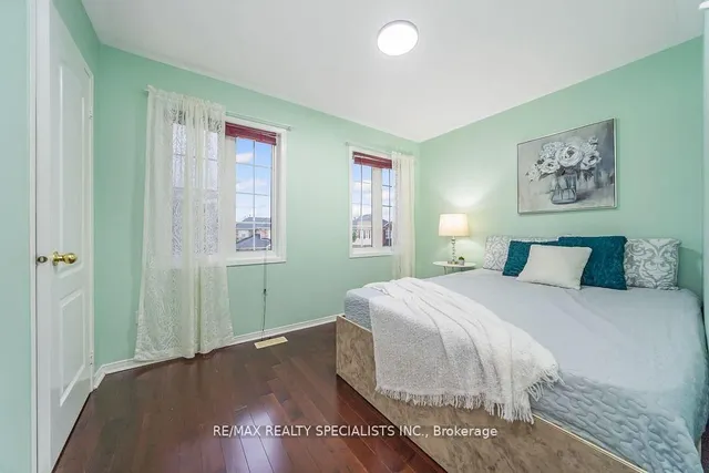 Additional image 29 of 64 Botavia Downs Dr