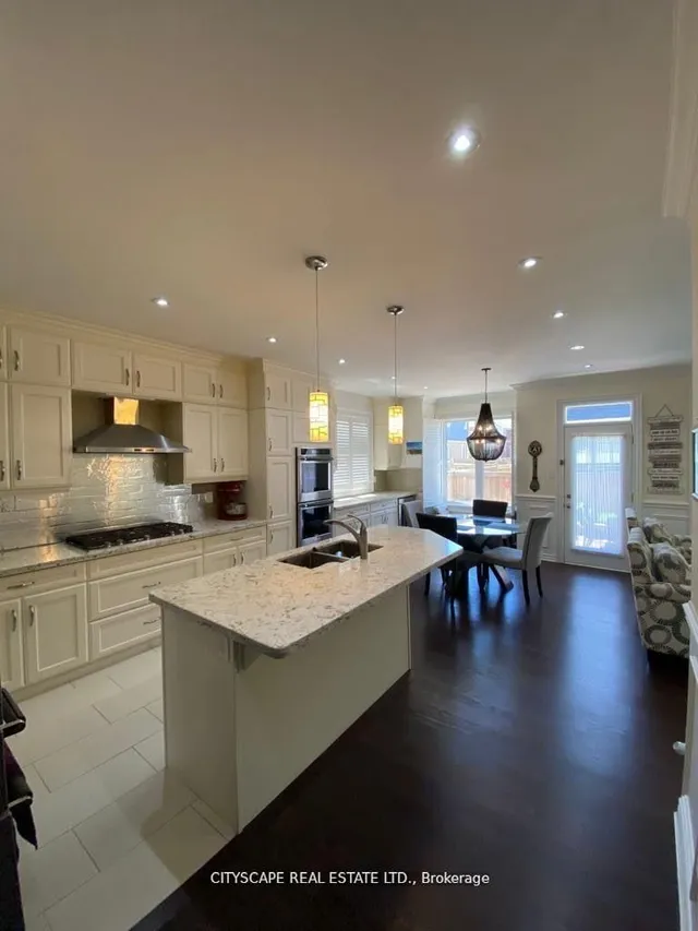 Additional image 4 of 1360 Whitney Terr