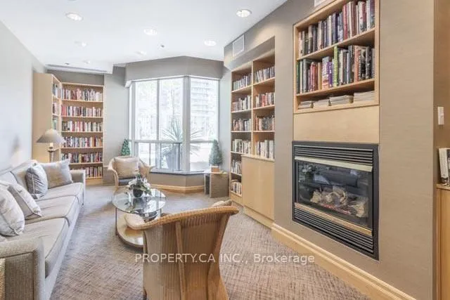 Additional image 26 of 2111 Lakeshore Blvd Unit 105