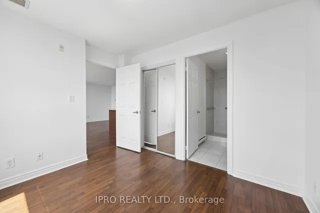 Additional image 17 of 225 Wellesley St Unit 1203