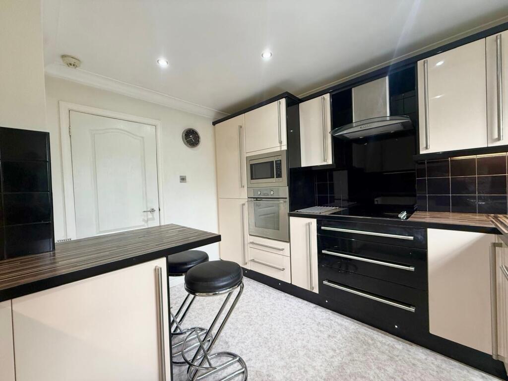 Additional image 3 of Mallards Reach, Solihull, West Midlands, B92