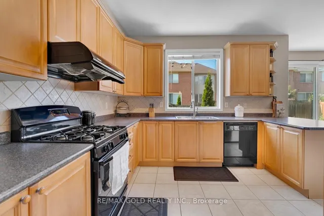 Additional image 13 of 6 Farad Crt