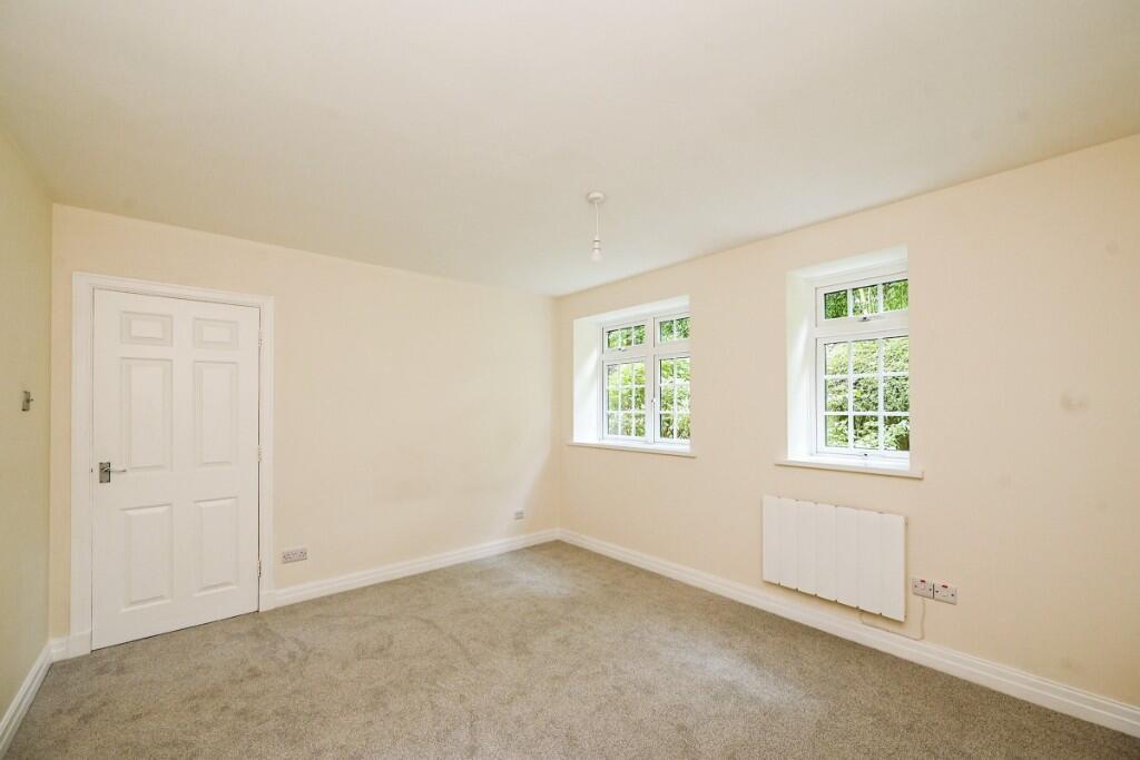 Additional image 11 of Farley Lane, B62