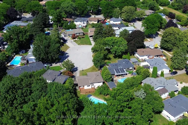 Additional image 49 of 552 Hull Crt