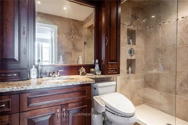 Additional image 22 of 360 Pearl St Unit 1303